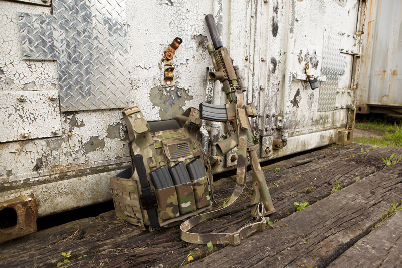 Blue Force Gear Ten-Speed Triple M4 Mag Pouch armor サバイバルゲーム プレートキャリア取付けM4マガジンポーチ マルチカム